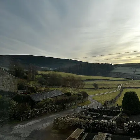 New Oda ve Kahvaltı 3*